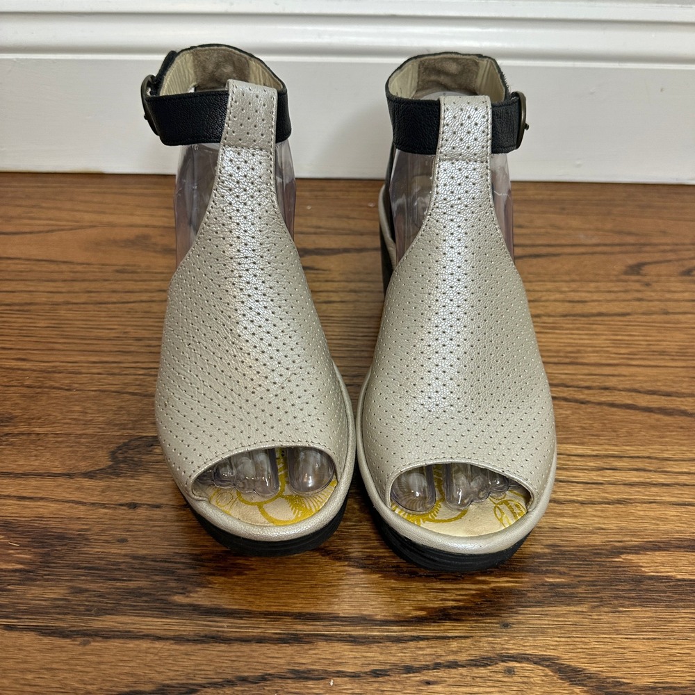 Fly London Lemo Ankle Strap Platform Wedge Sandal Silver Black Size 40 US 9-9.5 - Picture 2 of 8